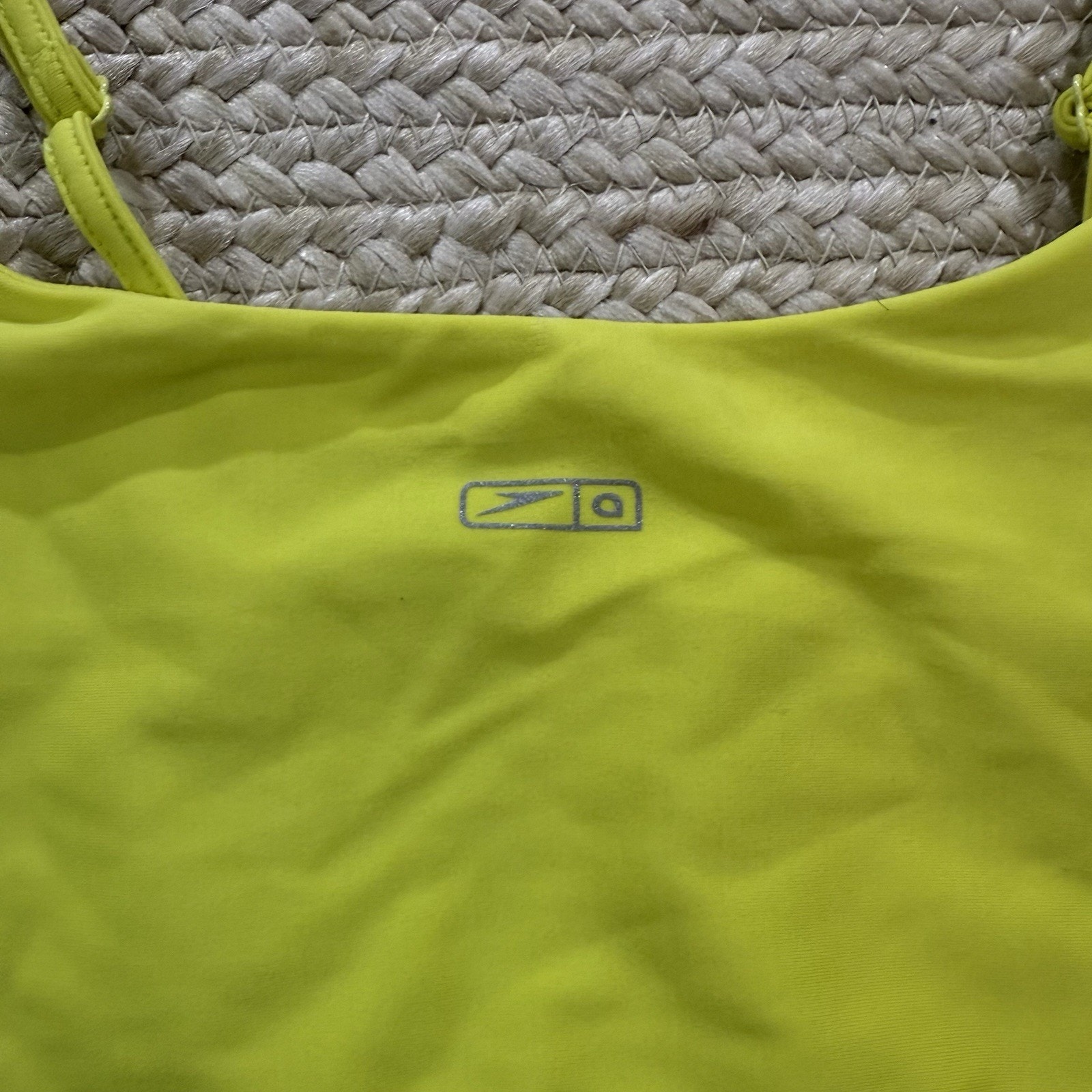 Speedo Axcelerate Low Intensity Sports Bra Nwt Adjustable Straps Neon Green Sz S — image 2 of 6